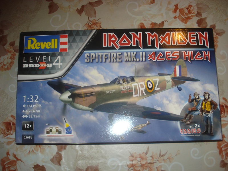 Iron Maiden Spitfire box